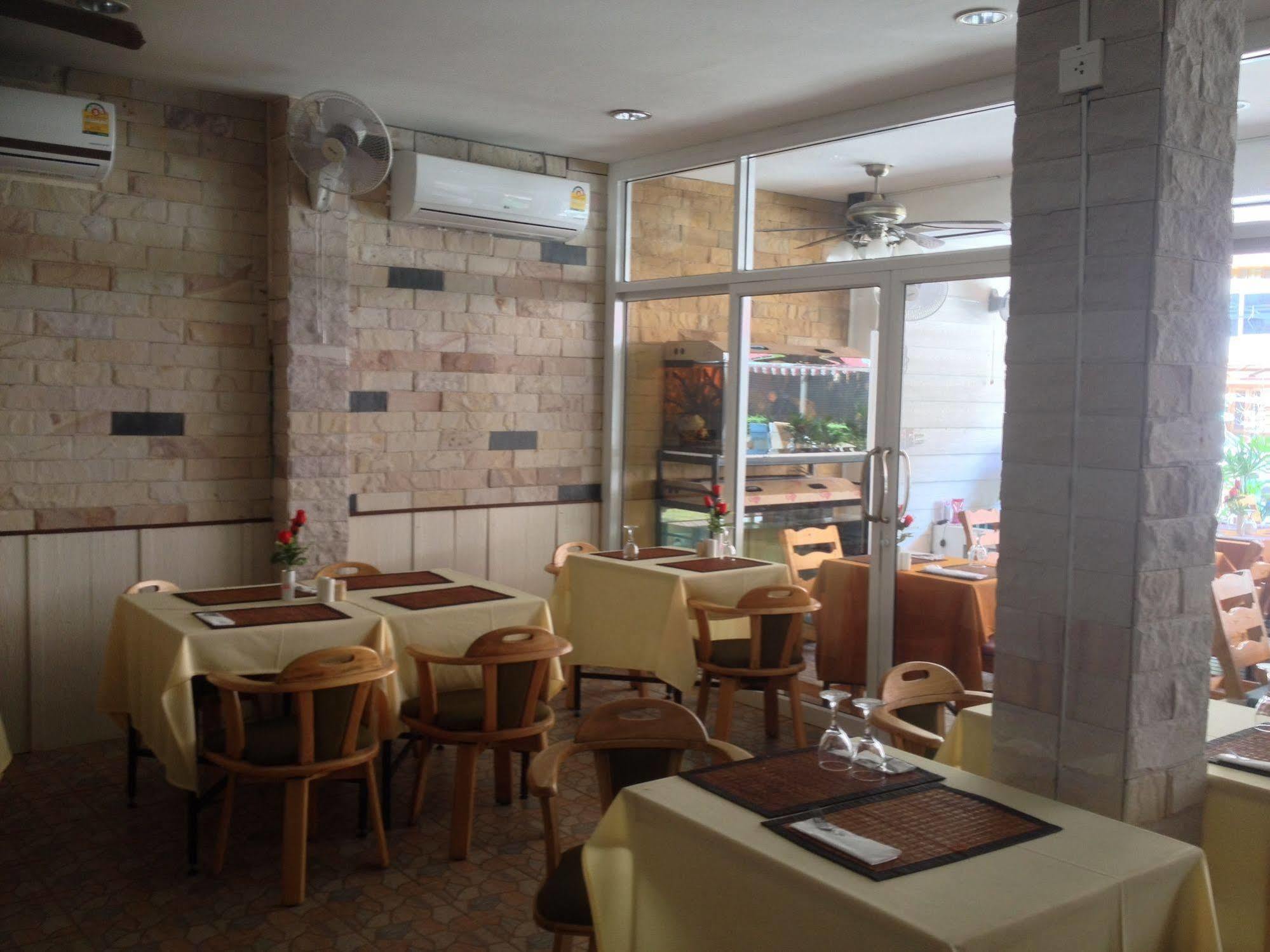 Golden Guesthouse Cha-Am Zewnętrze zdjęcie